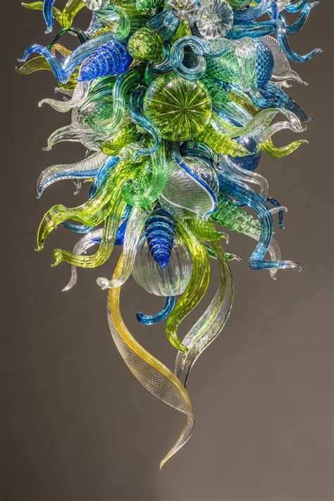 chully|Chihuly